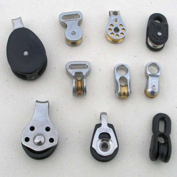 Wassersportausr&uuml;stungs-Zubeh&ouml;r

Die...