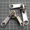 YKK Reißverschluss Doppelgriff-Schieber | 10mm | 10C DWL