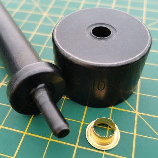 Qualitäts - Einschlagstempel für 10mm K-Ösen / Zackenösen